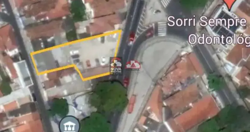 Terreno à venda na Rua José Bonifácio, 217, Centro, Jacareí