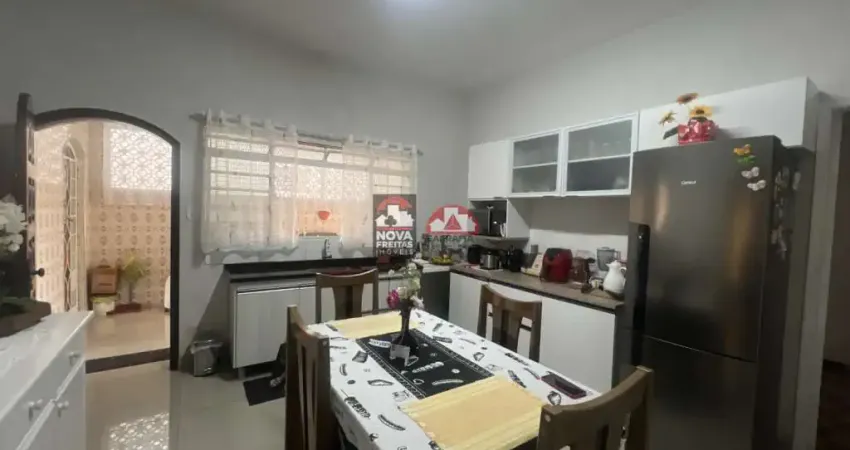 CASA 165 M² COM 4 DORMITORIOS À VENDA NO MONTE CASTELO EM SÃO JOSÉ DOS CAMPOS/SP