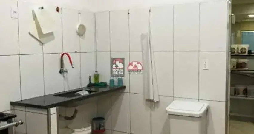 Casa Casa com ponto comercial em São José dos Campos