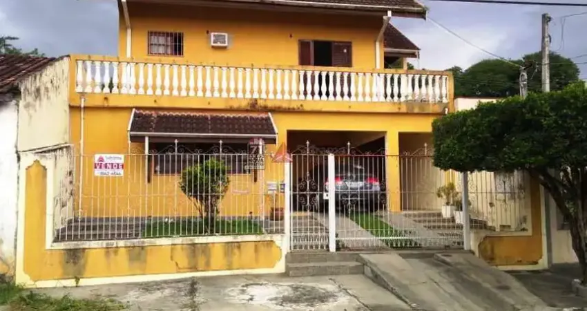 Casa com 2 quartos à venda na Rua Monsenhor Antonio Olinto Paiva Dutra, 64, Jardim Santa Luzia, Pindamonhangaba