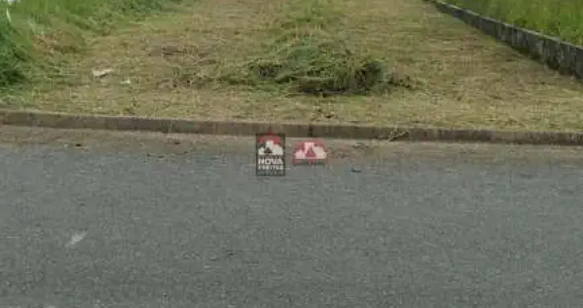 Terreno à venda na Rua Francisco Alves Correa, S/N, Loteamento Residencial e Comercial Flamboyant, Pindamonhangaba