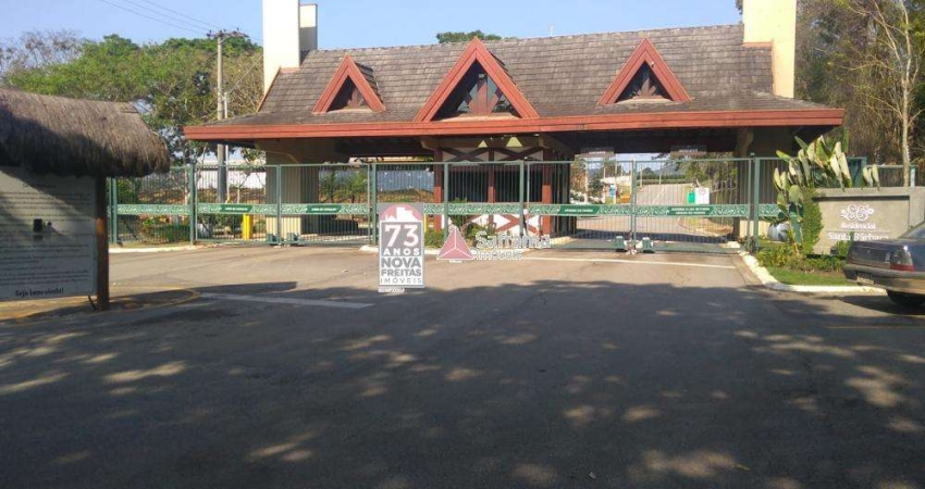 Terreno Padrão em Condomínio em Jambeiro