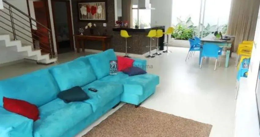 Casa com 4 quartos à venda na Rua Cachoeira Paulista, 120, Sumaré, Caraguatatuba