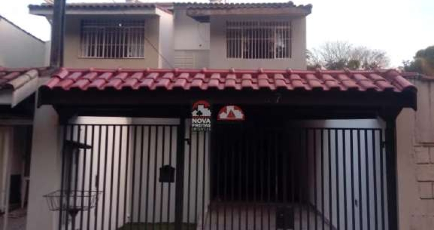 Casa assobradada com vista para Serra da Mantiqueira