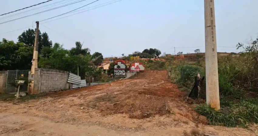 Terreno à venda na Rua Dez, 43, Santa Cecilia II, São José dos Campos