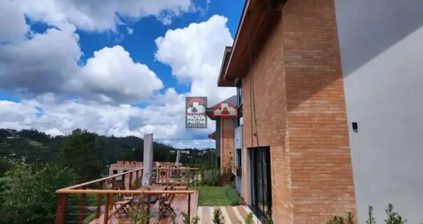 Casa com 4 quartos à venda na Av. Irineu Gonçalves da Silva, 2335, Recanto Araucária, Campos do Jordão