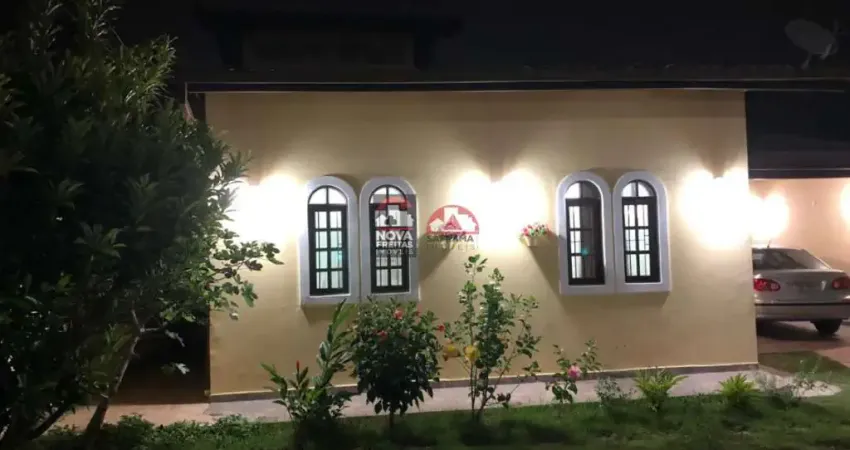 Casa com 3 quartos à venda na Rua Priscila Mamede de Souza, 67, Jardim Britânia, Caraguatatuba