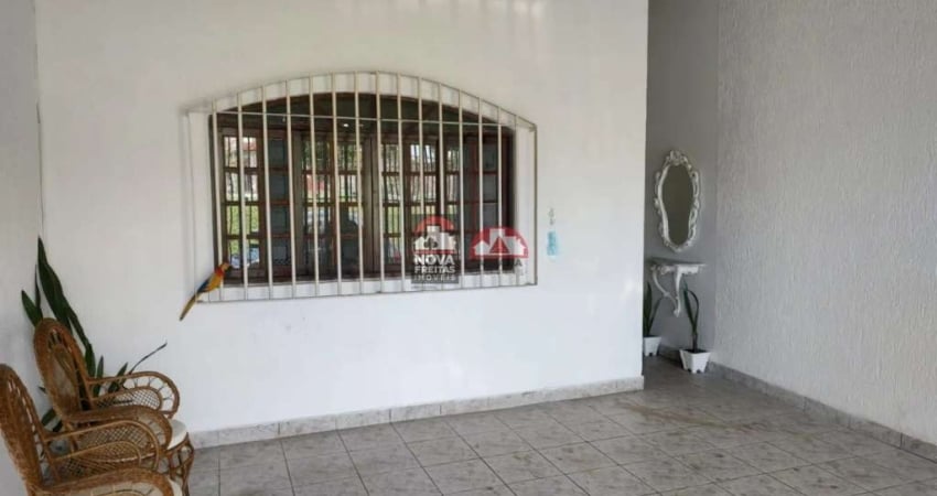 Casa com 2 quartos à venda na Rua Treze de Maio, 381, Crispim, Pindamonhangaba