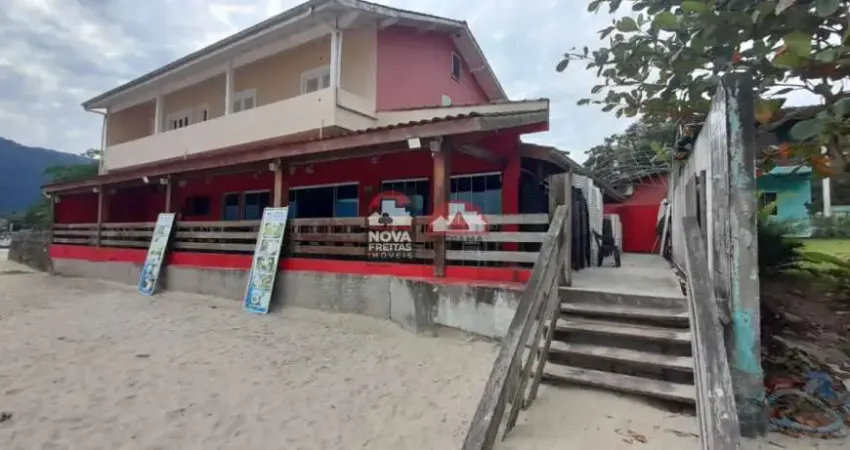 Sobrado e Restaurante Deck