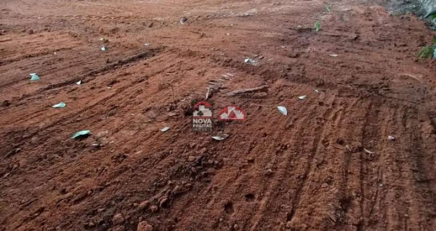 Venda de Terreno - Padrão no bairro Loteamento Chácaras Ingrid - Barreiro em Taubaté/SP!