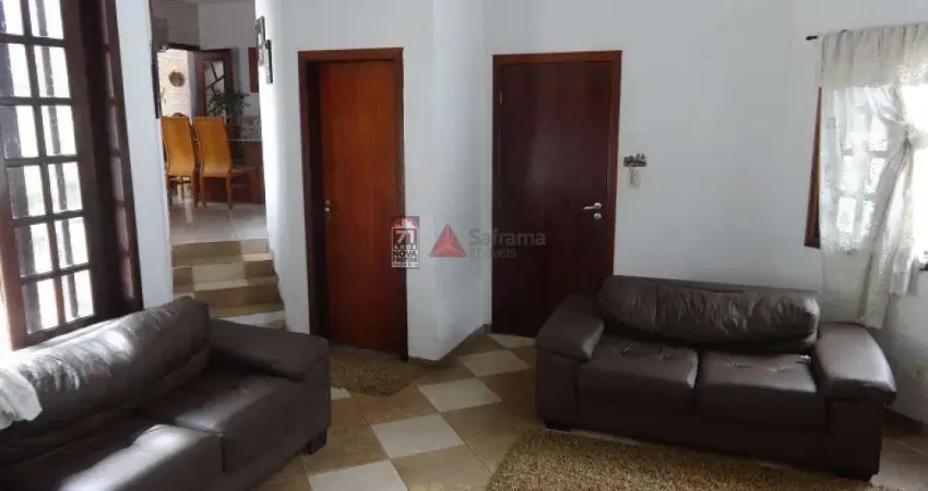 Casa com 3 quartos à venda na Avenida Benedito Cruz César, 154, Residencial Campo Belo, Pindamonhangaba
