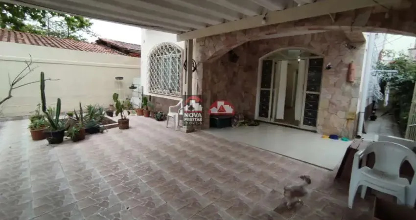 Casa com 4 quartos à venda na Rua Arturus, 195, Jardim Satélite, São José dos Campos