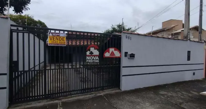 Casa com 3 quartos à venda na Rua Doutor Frederico Machado, 981, Parque São Domingos, Pindamonhangaba