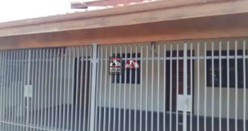 Casa com 2 quartos à venda na Rua Alcides Ferreira, 750, Parque São Domingos, Pindamonhangaba