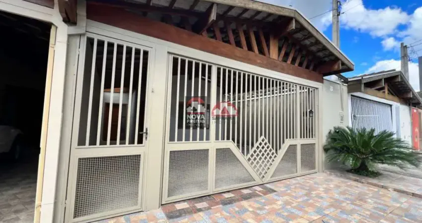 Casa com 3 quartos à venda na Rua Luiz Marson, 91, Parque das Nações, Pindamonhangaba