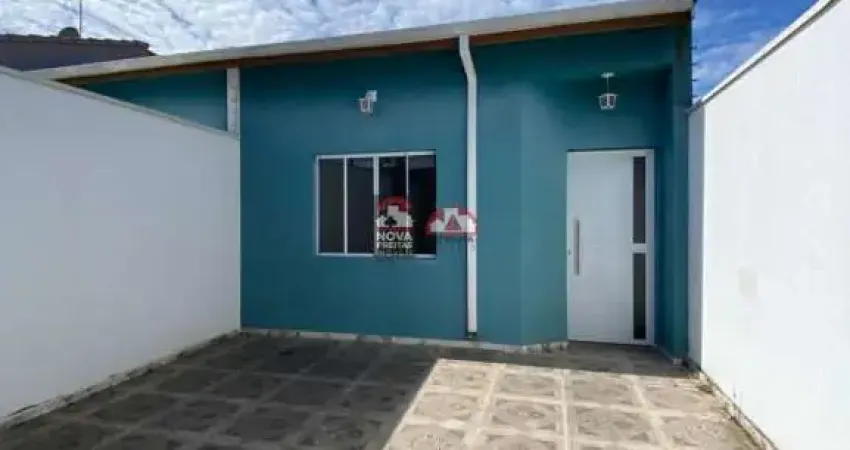 Excelente casa térrea com armários planejados na cozinha!