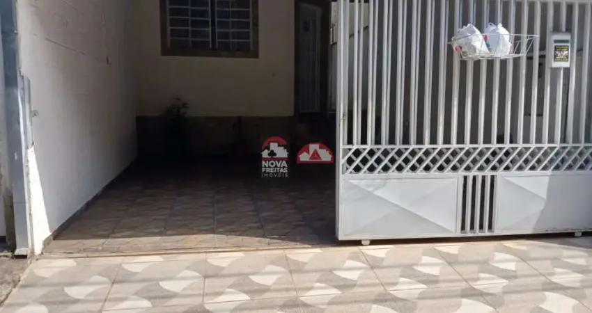 Casa com 2 quartos à venda na Avenida Major Francisco Bueno Garcia Leme, 270, Residencial Mombaça I, Pindamonhangaba