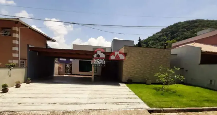 Casa com 3 quartos à venda na Rua Doutor Carlos Adalberto Garcia, 49, Loteamento Recanto Sandra, Caraguatatuba