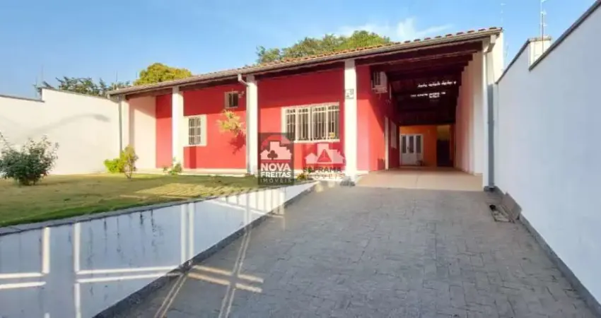 Casa com 3 quartos à venda na Rua Oswaldo Cruz, 48, São Benedito, Pindamonhangaba