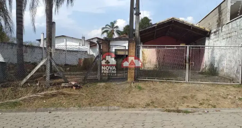 Terreno à venda na Avenida Oswaldo Aranha, 1937, Cruz, Lorena