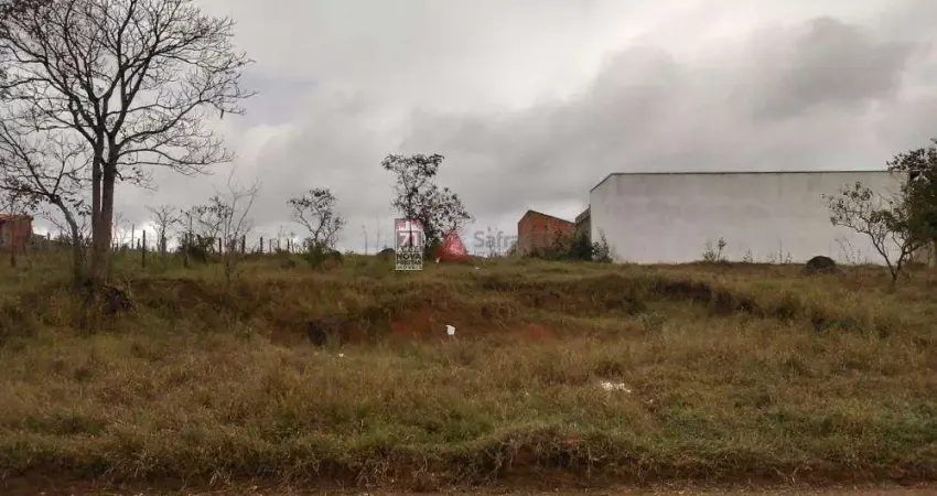 Terreno à venda na Rua José Antonio do Nascimento, s/n, Parque Shangri-lá, Pindamonhangaba