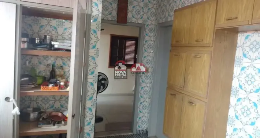 Casa com 3 quartos à venda na Rua Bulgária, 54, Vila Nair, São José dos Campos
