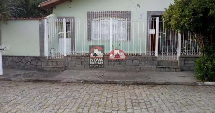 Casa com 4 quartos à venda na Rua Antônio Rodrigues, 51, Centro, Pindamonhangaba
