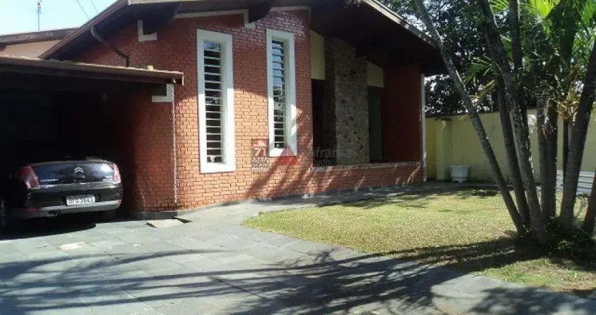 Casa com 7 quartos à venda na Rua Henrique Homem de Mello, 530, Jardim Residencial Doutor Lessa, Pindamonhangaba
