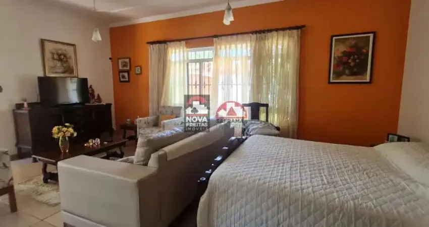 Casa com 5 quartos à venda na Rua Enéas de Mesquita, 87, Jardim Mesquita, Jacareí