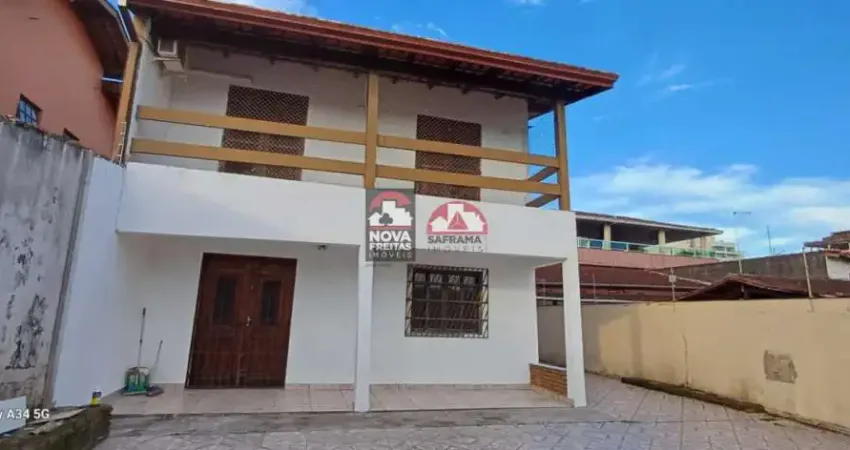 Sobrado na martim de sá em caraguatatuba à 200 metros da praia