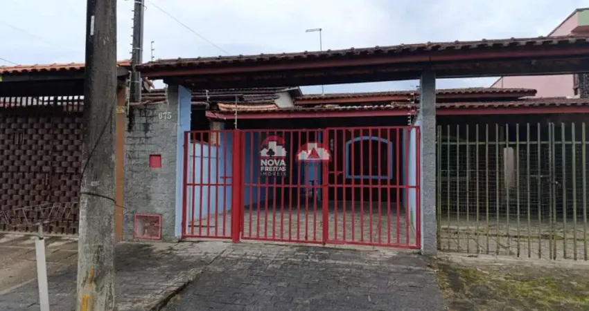 CASA TÉRREA - A 300 METROS DA PRAIA, NA MARTIM DE SÁ