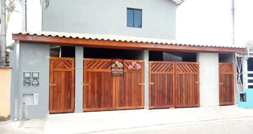 Imóvel com 4 casas - 2 prontas e 2 em fase de término