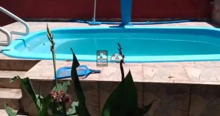 Casa com 2 quartos à venda na Alameda dos Golfinhos Vermelhos, 94, Balneário dos Golfinhos, Caraguatatuba