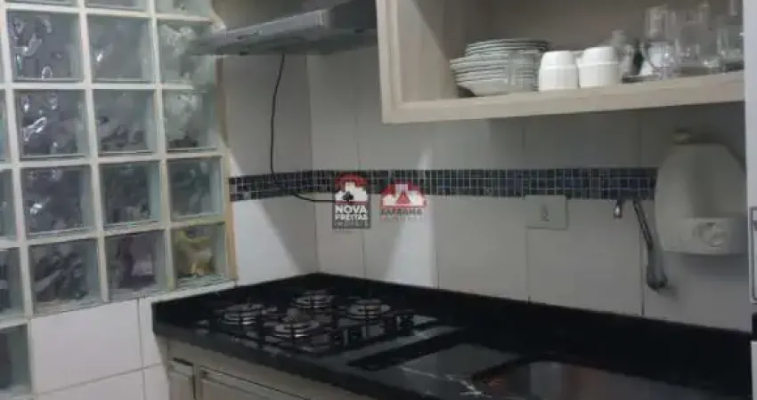 Apartamento com 2 quartos para alugar na Avenida Domingos Martins Cabrera ( Praia das Palmeiras ), bloco B, 60, Balneário dos Golfinhos, Caraguatatuba