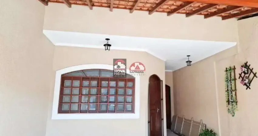 Sobrado à Venda no Jardim Satélite em São José dos Campos - SP