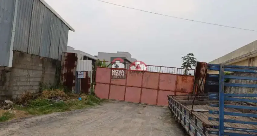 Terreno 400m² no golfinho preparado para construção e permite desmembramento em duas unidades de 200 m²