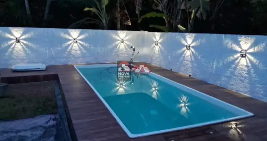 Casa rustica dentro do condomínio portal do patrimônio em caraguatatuba