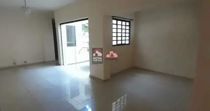 Casa com 2 quartos à venda na Rua Francisco Piorino, 71, Centro, Pindamonhangaba