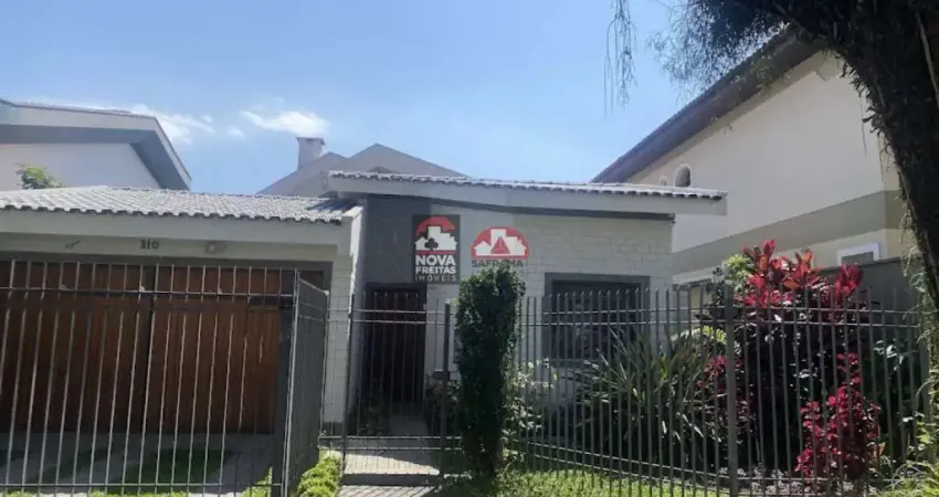 Locação casa 360m² c/ 4 dorms (2 suítes) e 4 vagas cobertas no jd. esplanada