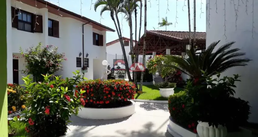 Sobrado à venda 2 dormitórios com piscina na martim de sá em caraguatatuba