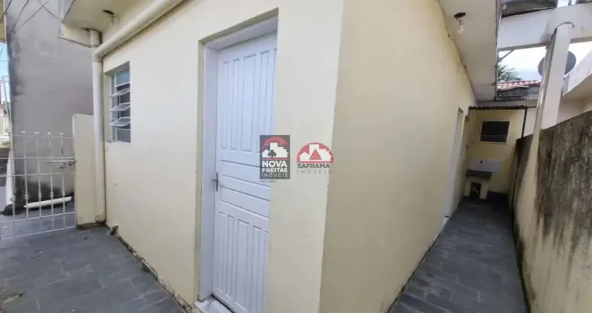 Casa com 1 quarto para alugar na Rua Doutor João Carlos Teixeira Salgado, Casa 01, 267, Maria Áurea, Pindamonhangaba