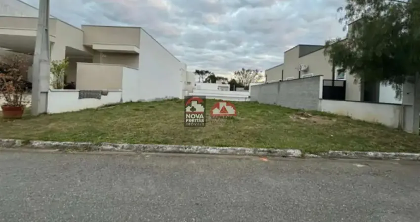 Terreno em condomínio fechado à venda na Rua Paraguaçu, 427, Condomínio Residencial e Comercial Moema Ville, Pindamonhangaba