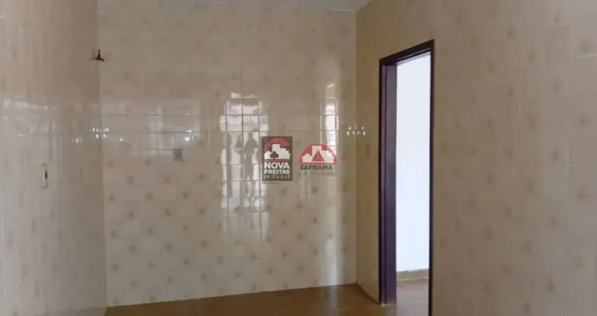 Edícula para locação no bosque dos eucaliptos - prática, aconchegante e bem localizada!