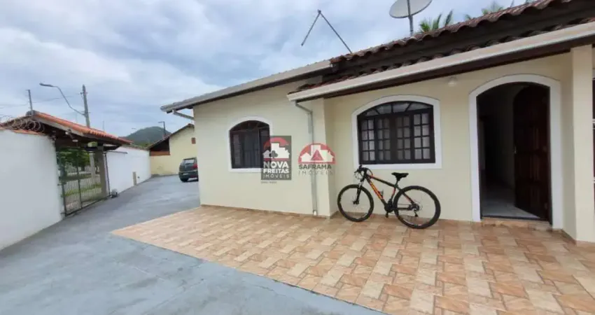 Casa para locação em condomínio com 2 dormitórios / martim de sá, caraguatatuba
