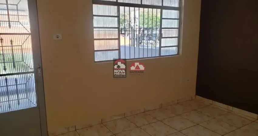 Casa com 2 quartos para alugar na Rua Delfino Alves dos Santos, 186, Jardim Satélite, São José dos Campos