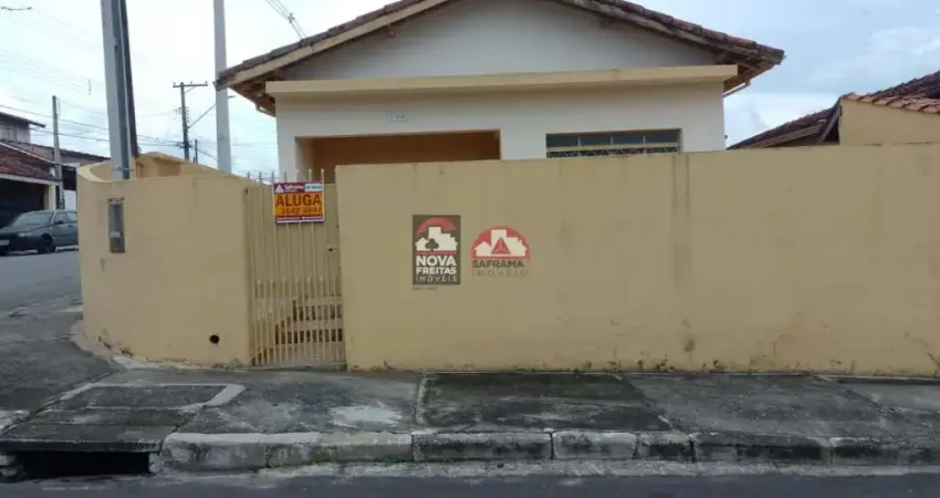 Casa com 2 quartos para alugar na Rua Deoclécio Marcondes, 148, Bosque da Princesa, Pindamonhangaba