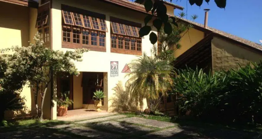 Casa com 5 quartos para alugar na Rua Hiram Mendes, 36, Loteamento Recanto Sandra, Caraguatatuba