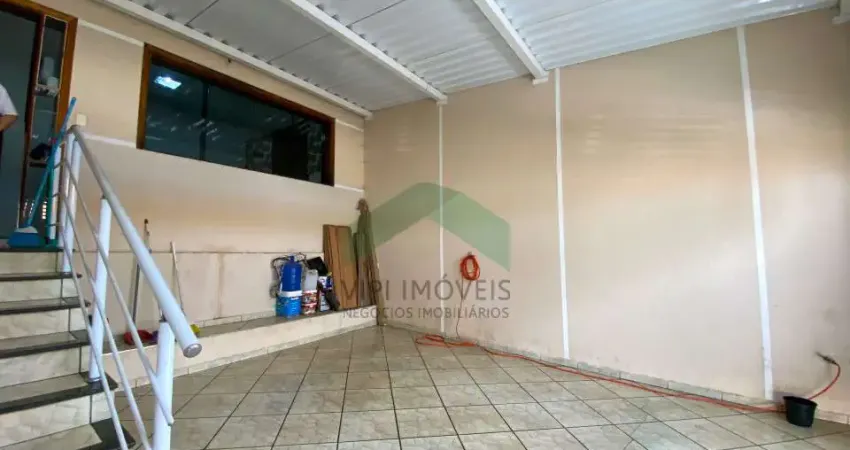 Residência com 99m² de construção no bairro Chácara Machadinho, em Americana