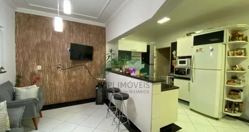 Casa com 132m² de construção no Parque Nova Carioba em Americana
