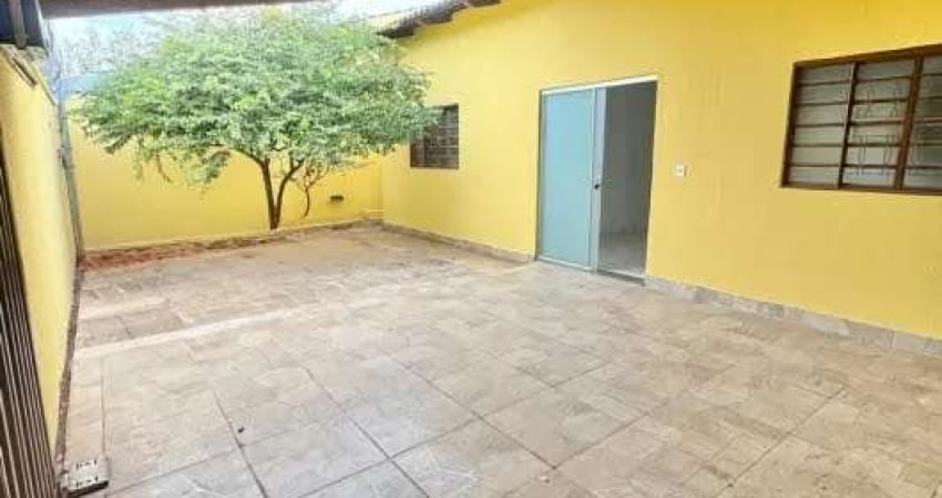 Casa à Venda no Vereda dos Buritis, Goiânia - 3 Quartos, 77m²